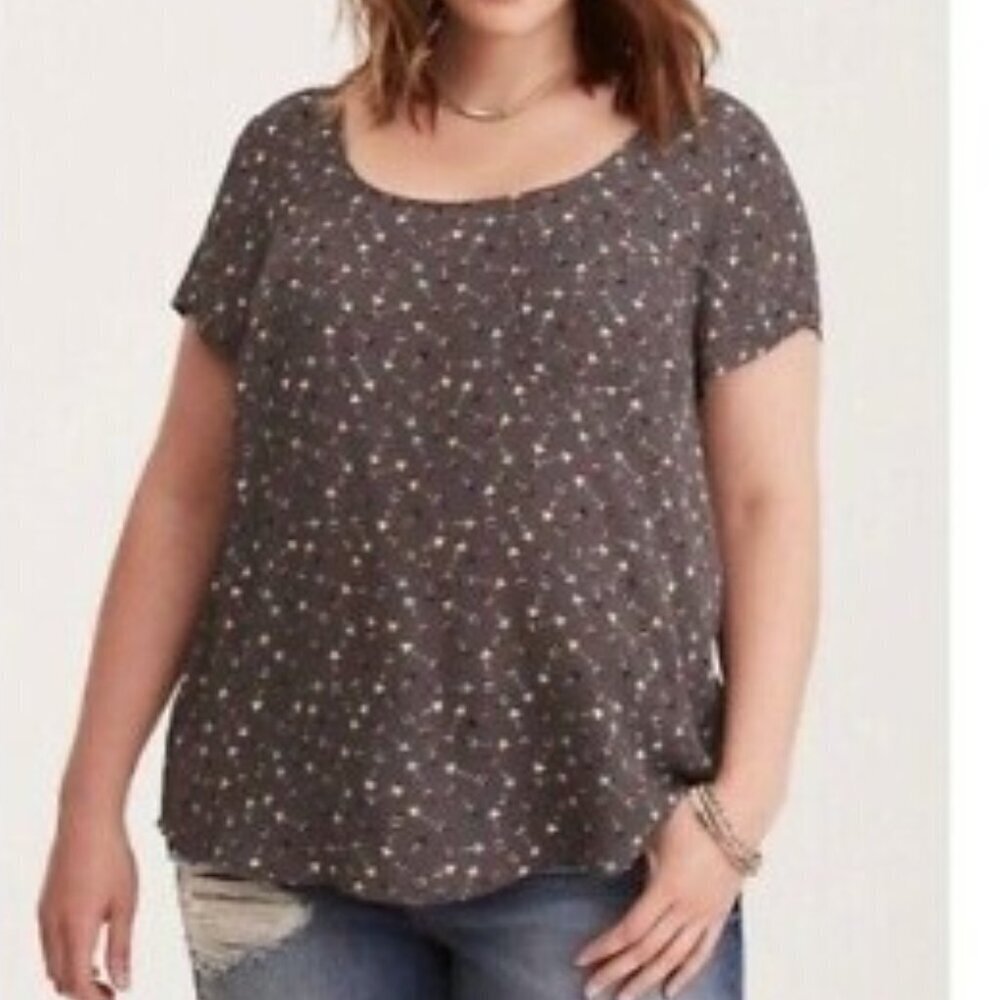 Torrid Abbey Arrow Georgette Buton Back Gray Blouse Top 5 5X 28